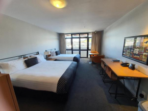 Off Broadway Motel, Auckland